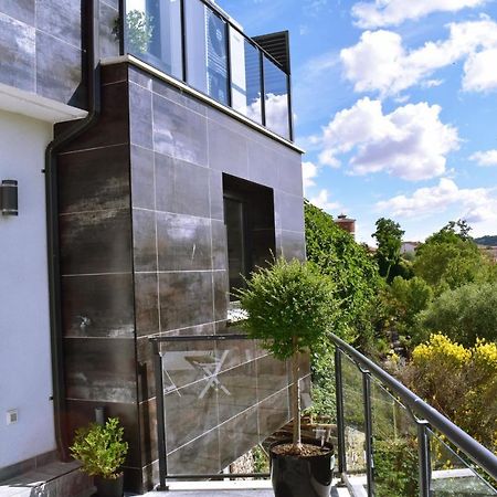 Albergue Hosting Duero Pesquera de Duero Dış mekan fotoğraf